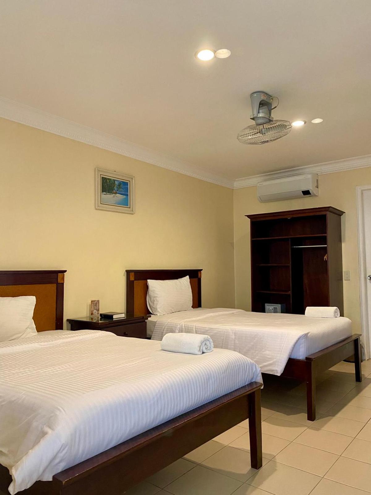 Panglao Regents Park Resort מראה חיצוני תמונה