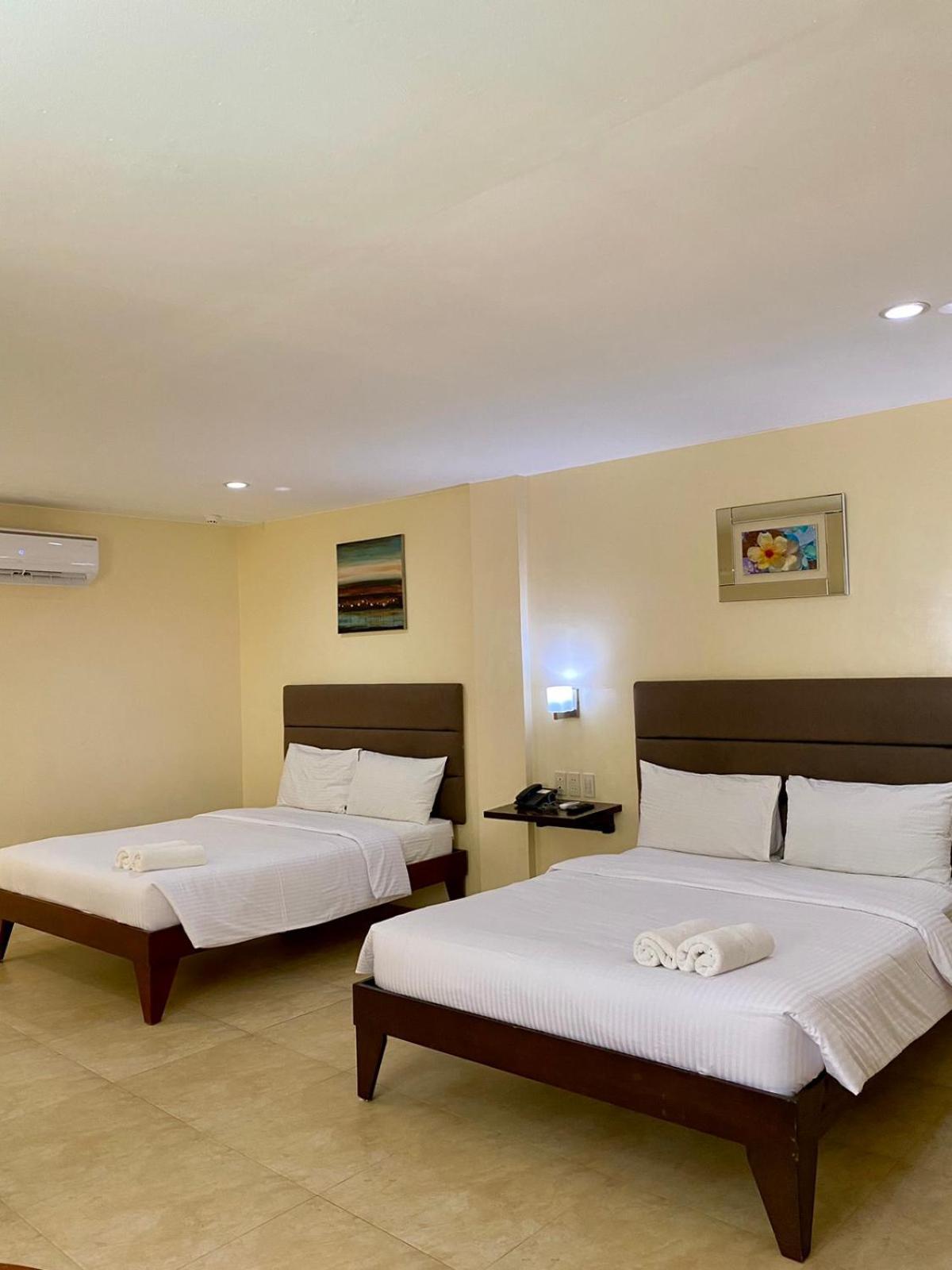Panglao Regents Park Resort מראה חיצוני תמונה