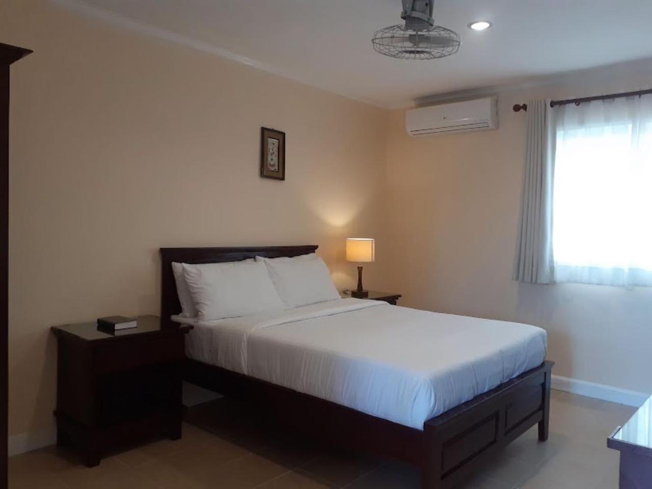Panglao Regents Park Resort מראה חיצוני תמונה