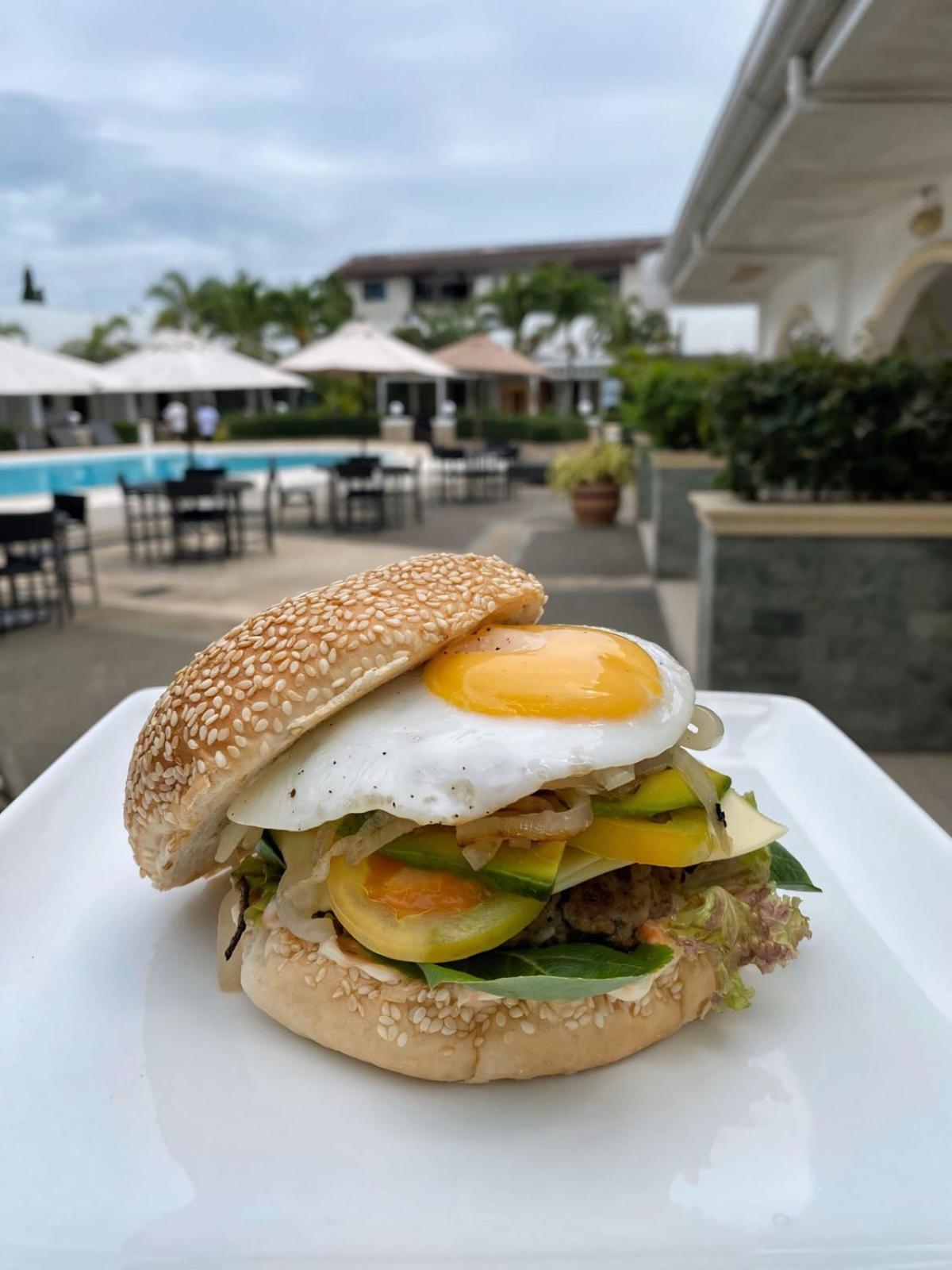 Panglao Regents Park Resort מראה חיצוני תמונה