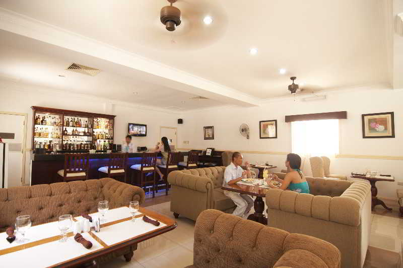 Panglao Regents Park Resort מראה חיצוני תמונה