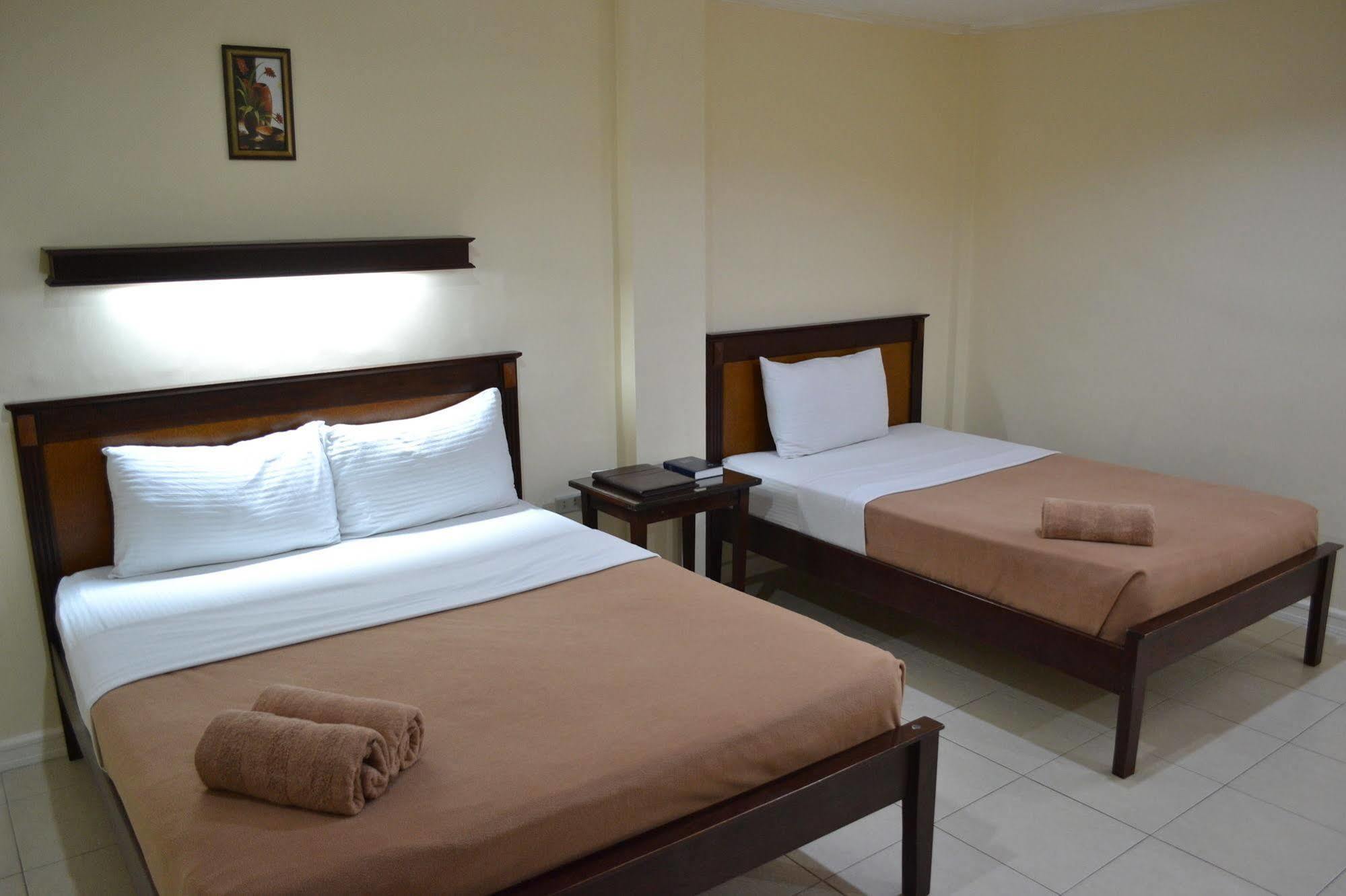 Panglao Regents Park Resort מראה חיצוני תמונה