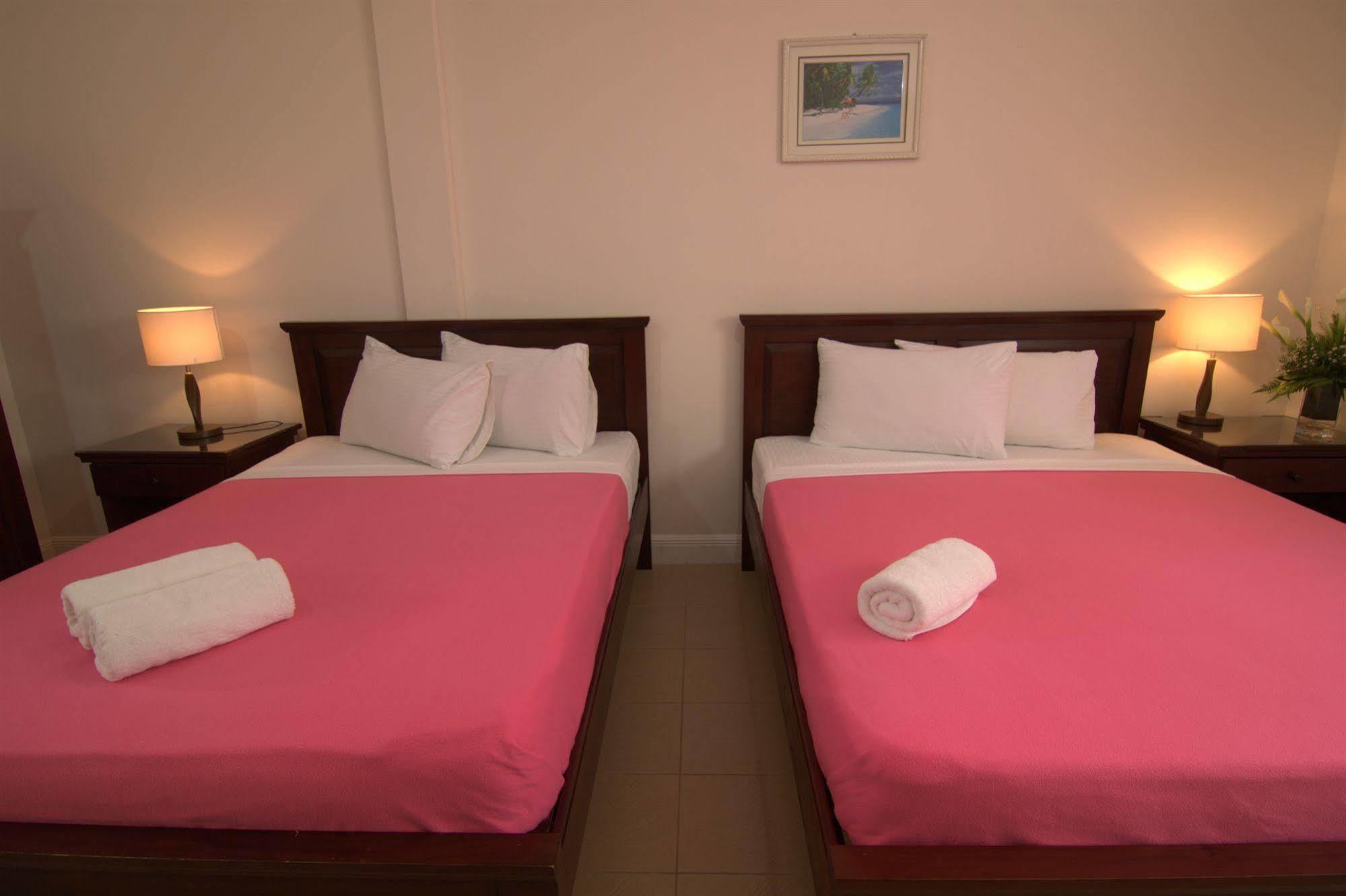 Panglao Regents Park Resort מראה חיצוני תמונה